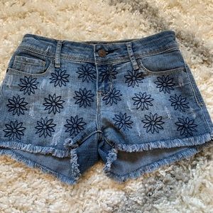 2/$10 ⭐️ Delia’s Light Wash Denim Jean Shorts